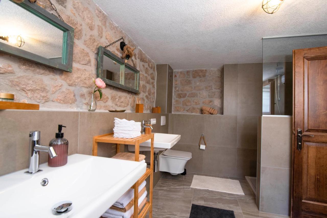 Villa Vita Trilj Bagian luar foto