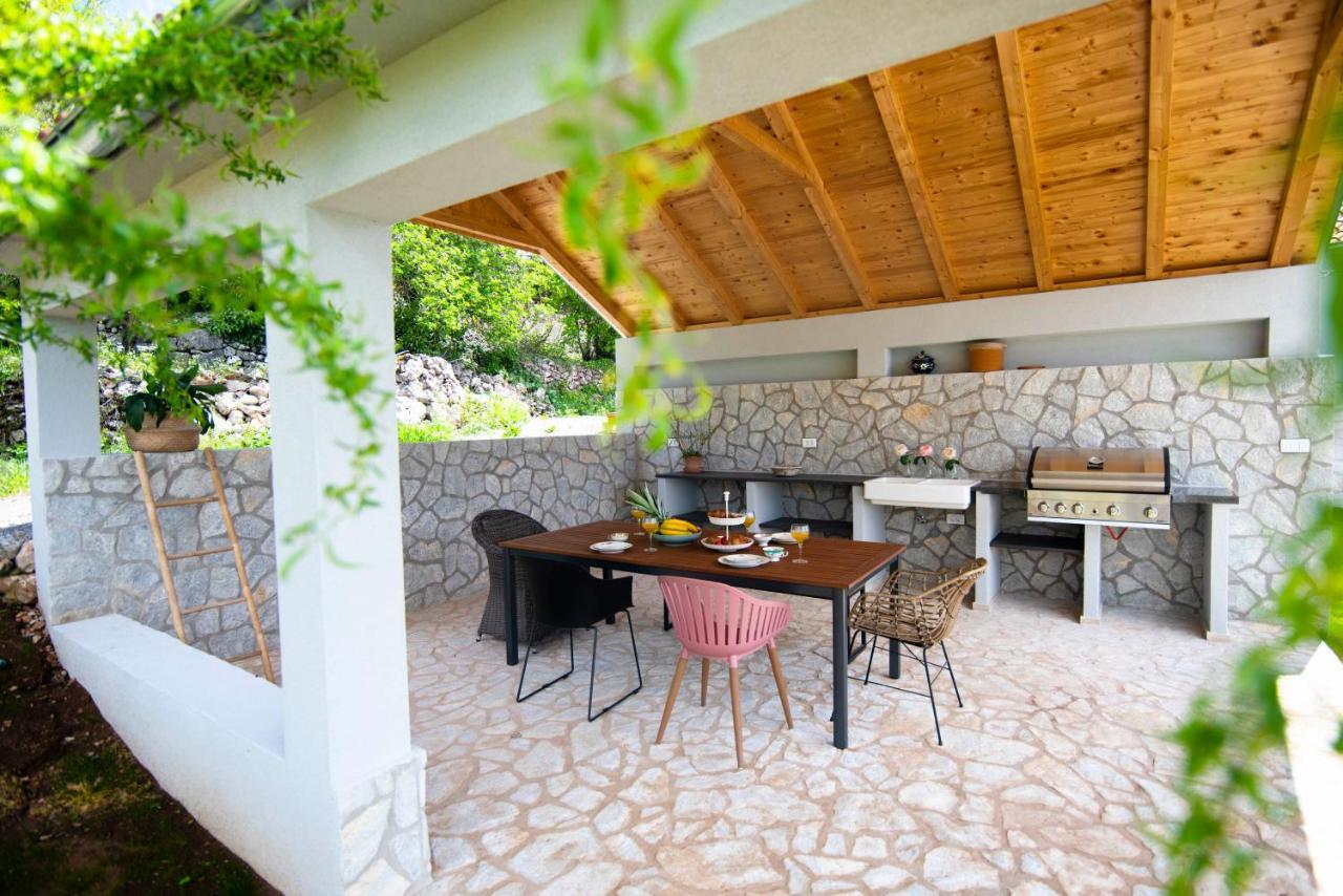 Villa Vita Trilj Bagian luar foto