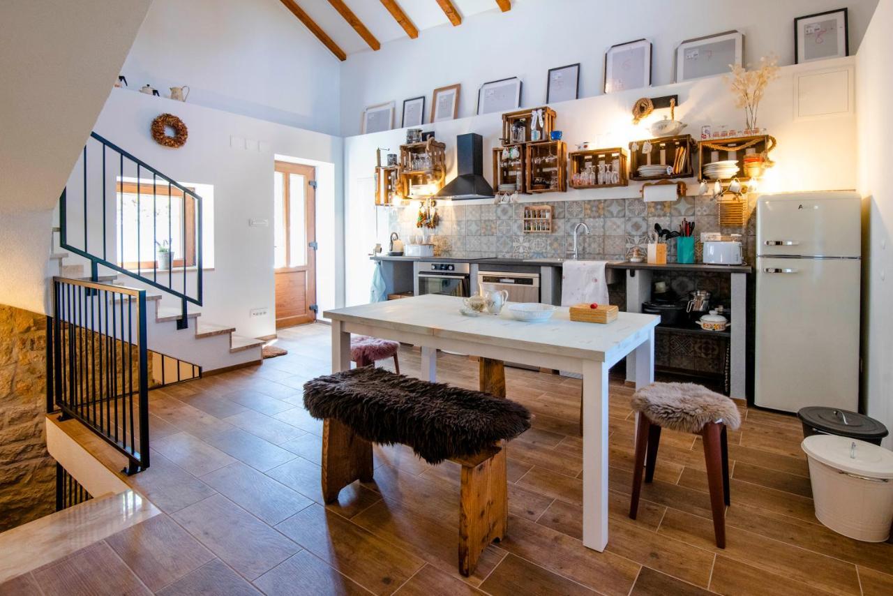 Villa Vita Trilj Bagian luar foto