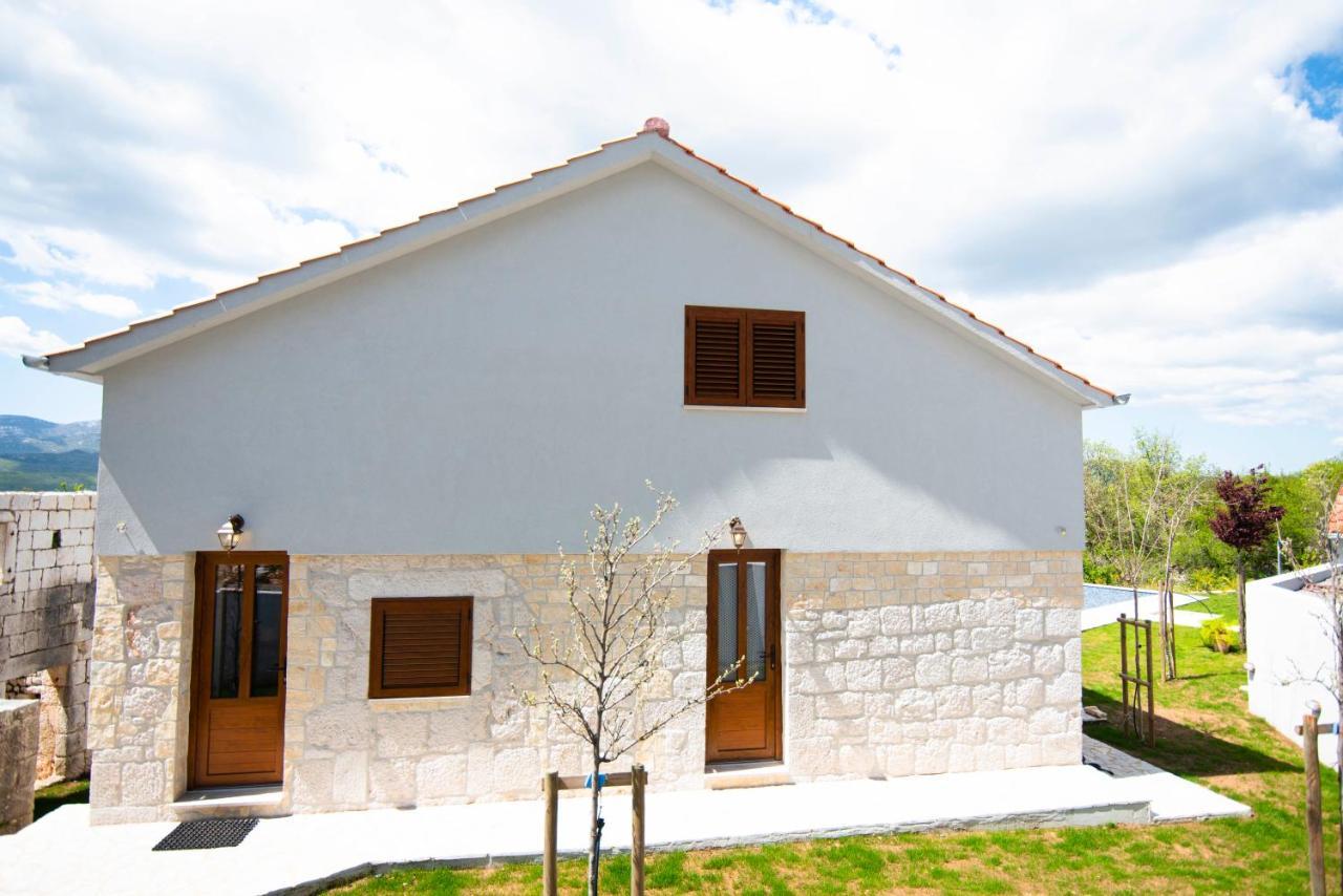 Villa Vita Trilj Bagian luar foto