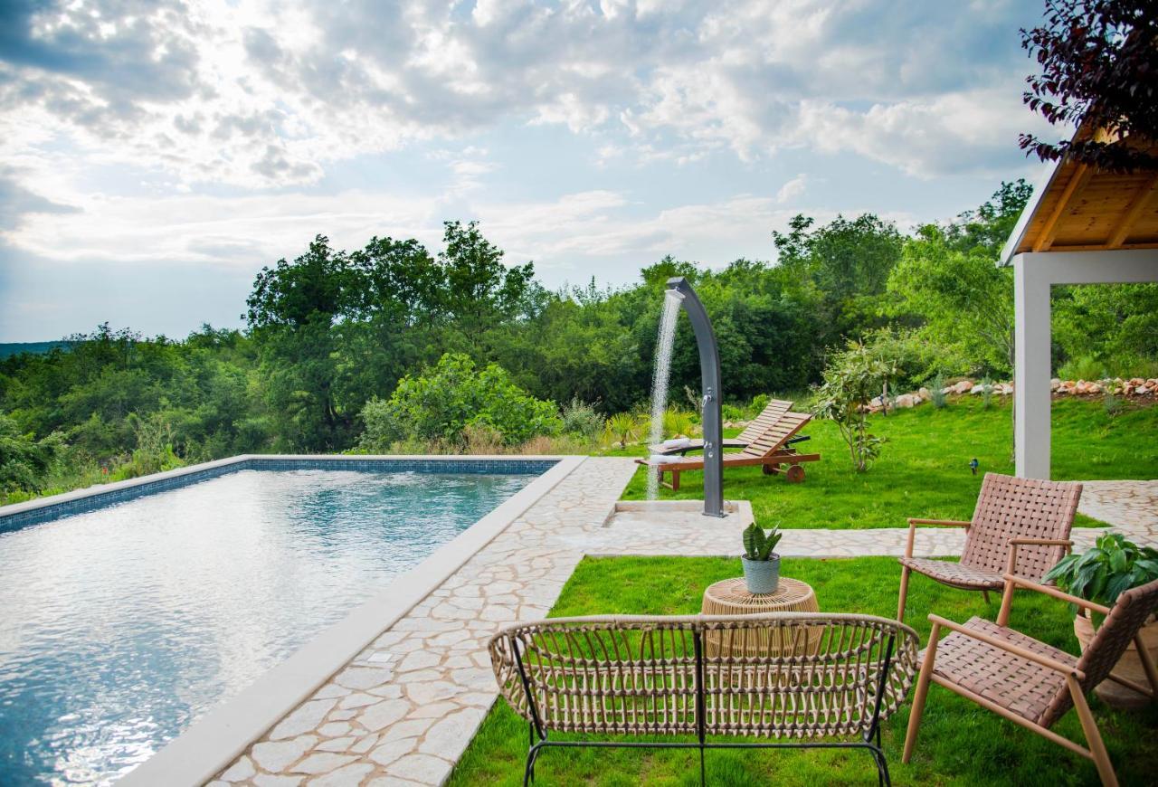 Villa Vita Trilj Bagian luar foto