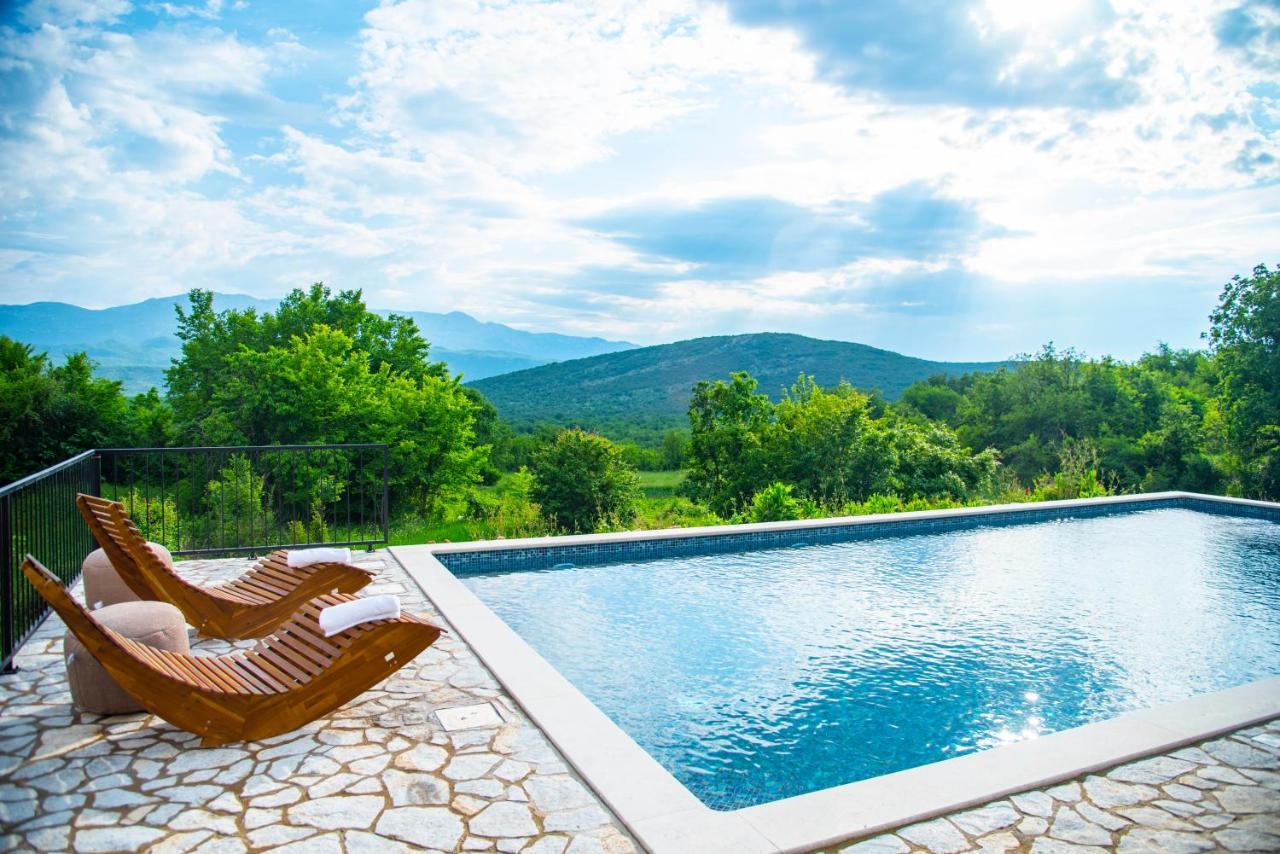 Villa Vita Trilj Bagian luar foto