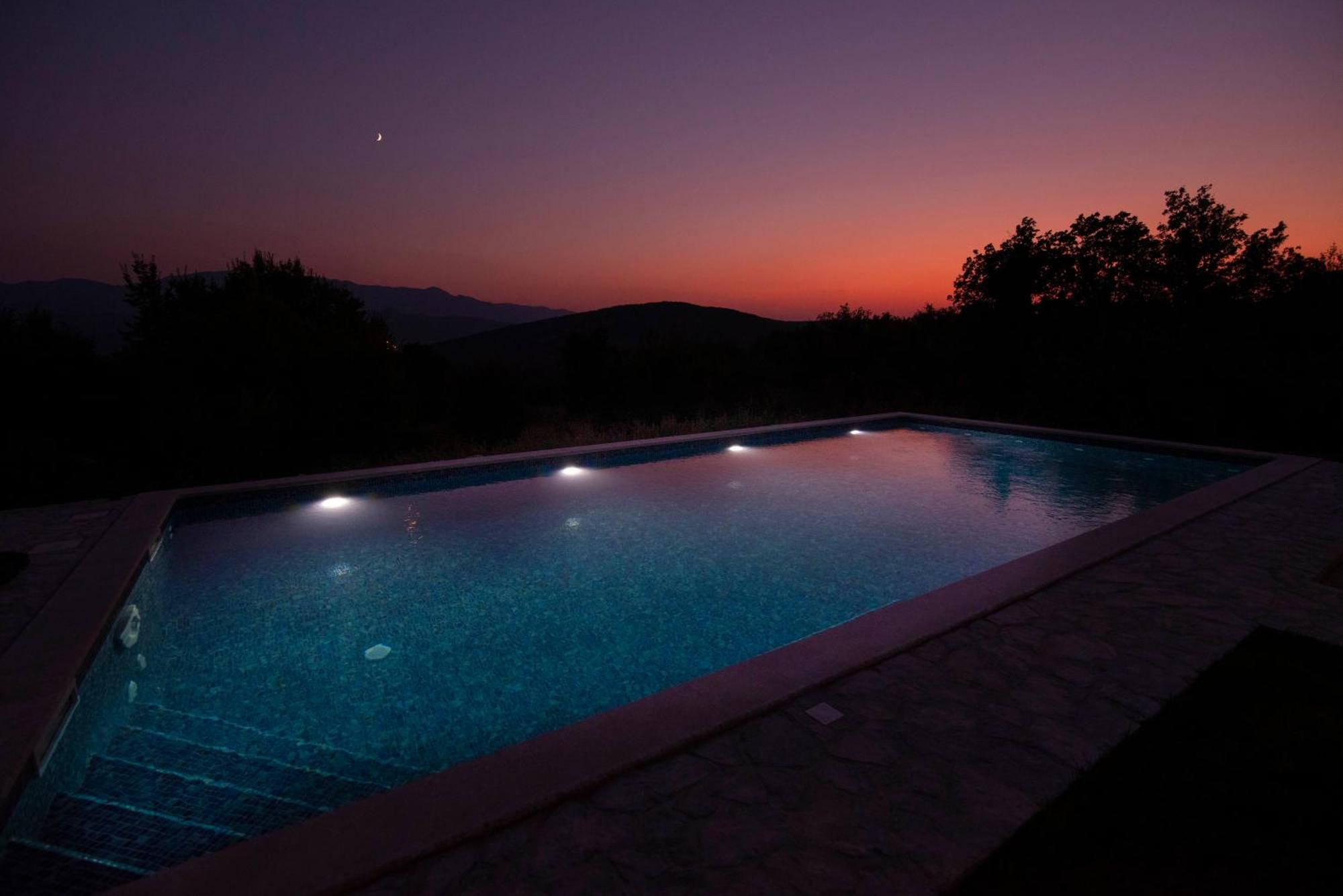 Villa Vita Trilj Bagian luar foto