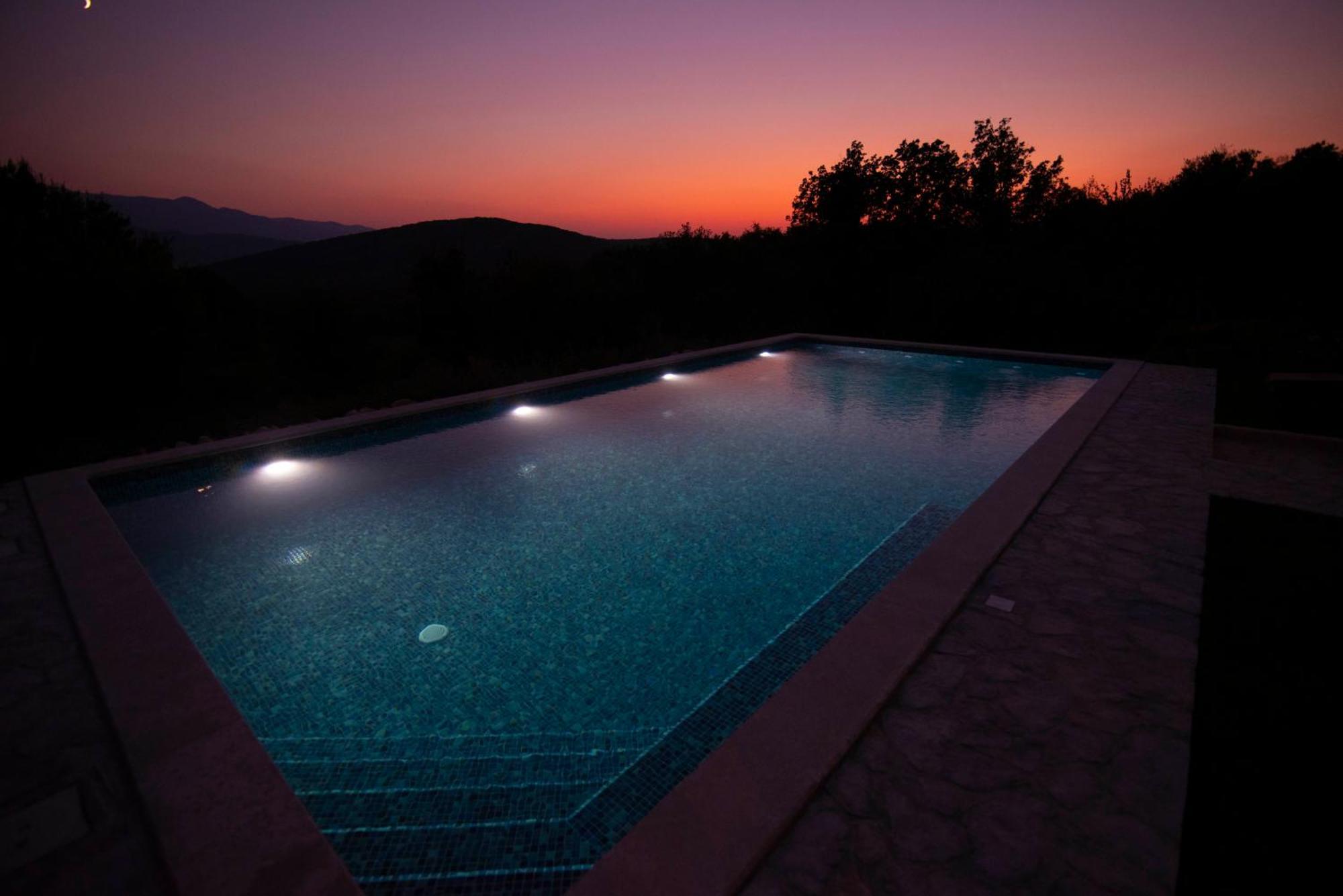 Villa Vita Trilj Bagian luar foto